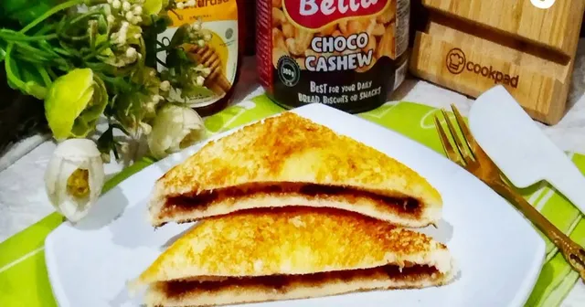 roti lapis selai kacang dan madu